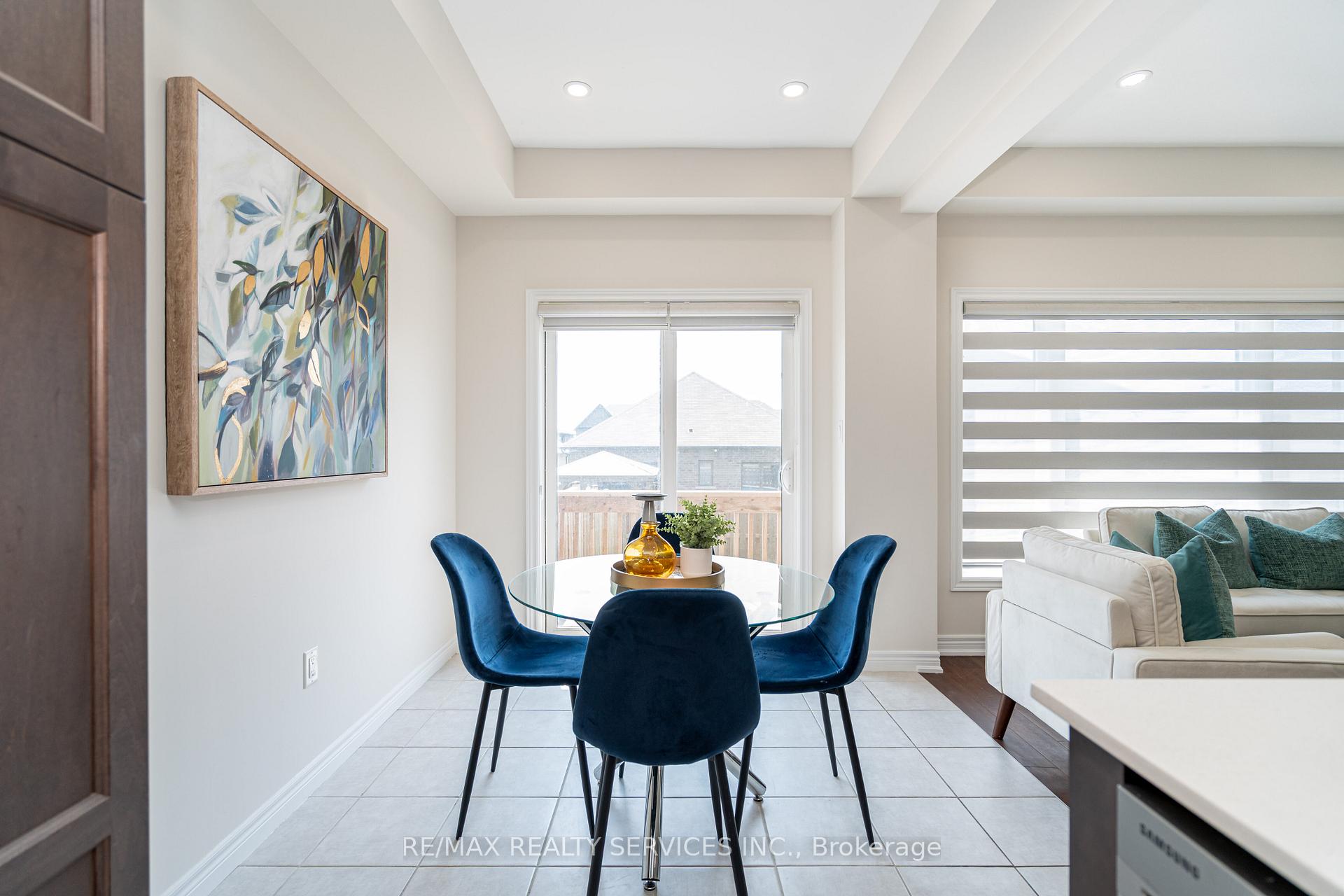 Photo 23 of 7 Baker Lane, Brant, Paris — HOMEH