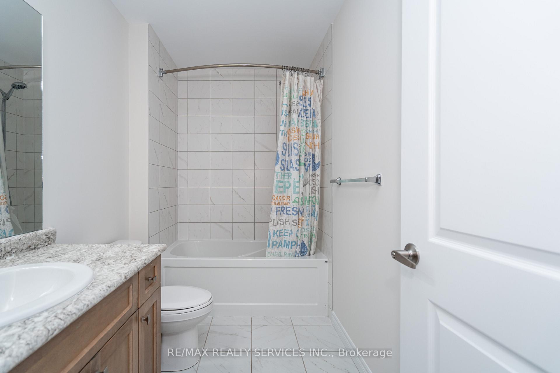 Photo 42 of 7 Baker Lane, Brant, Paris — HOMEH