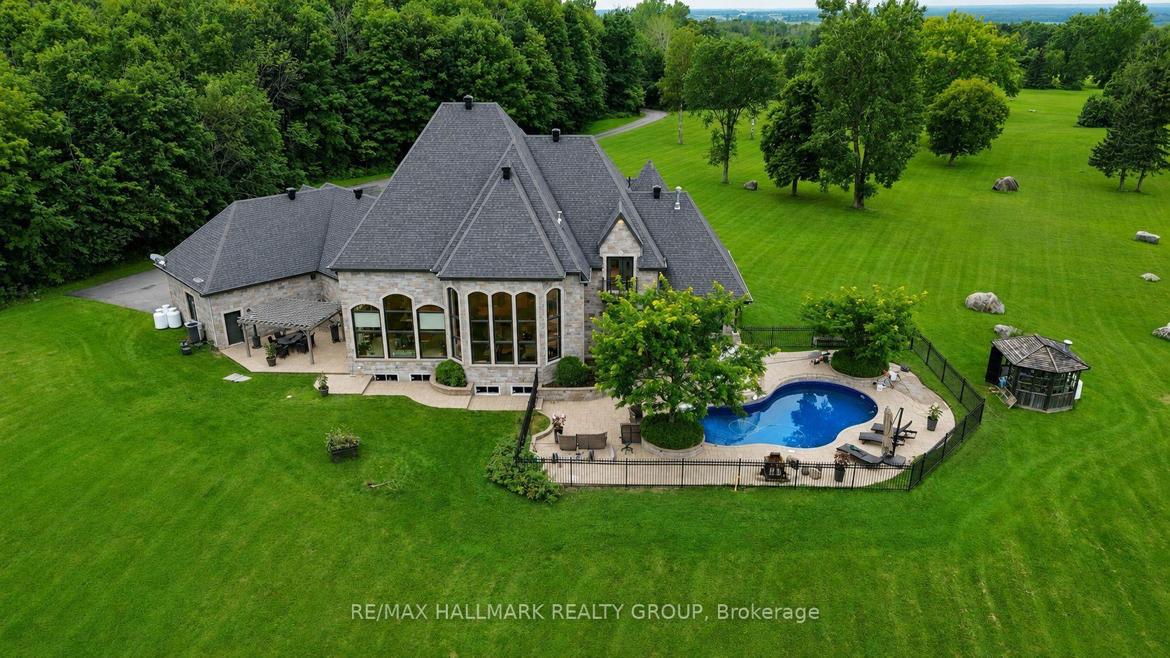 Photo 2 of 1409 Aberdeen Road, Champlain, Champlain Twp — HOMEH