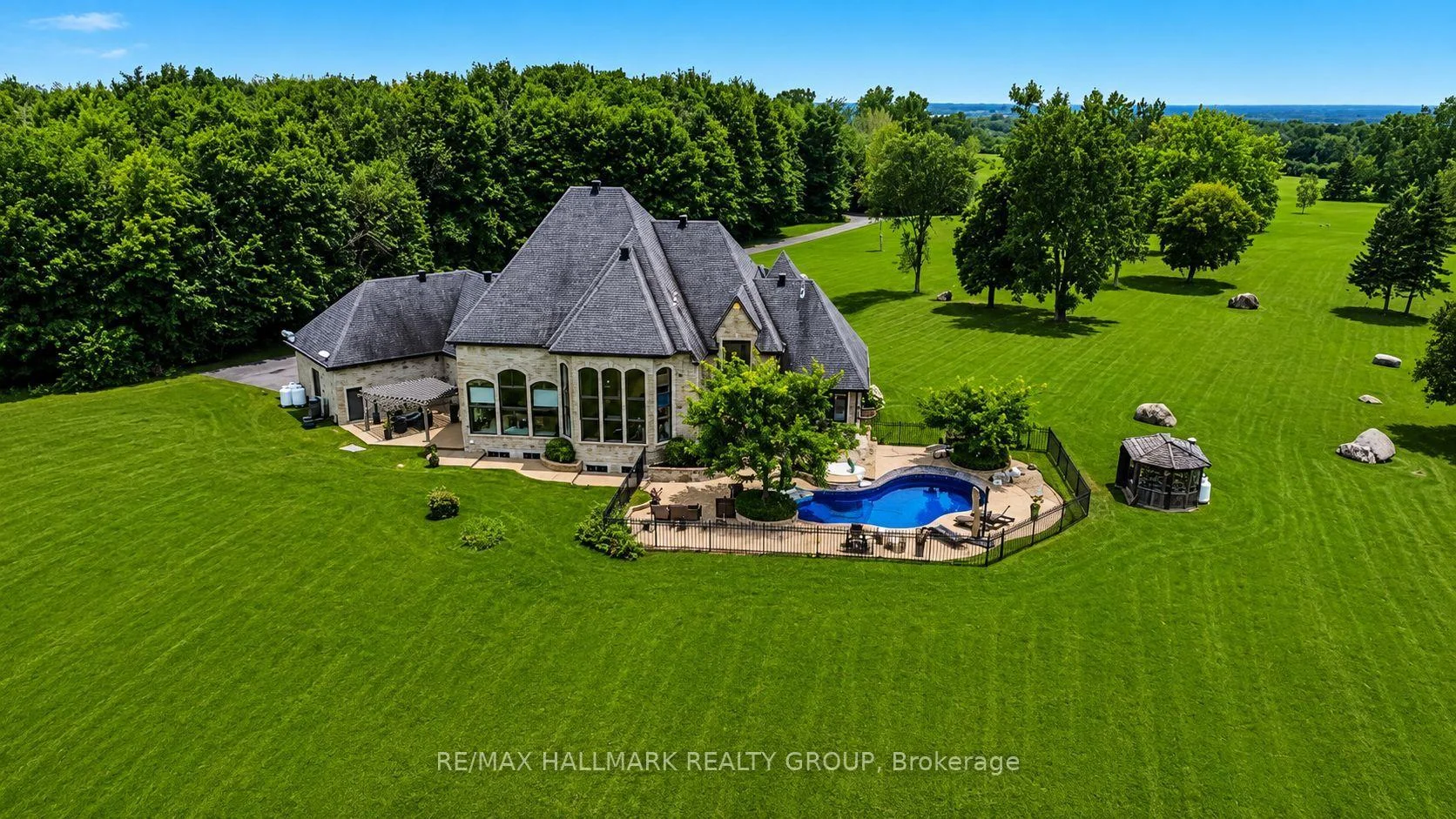 Photo 12 of 1409 Aberdeen Road, Champlain, Champlain Twp — HOMEH
