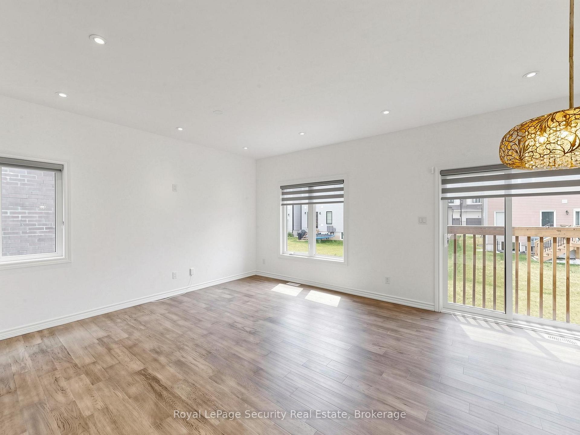Photo 9 of 121 Sebastian Street, Blue Mountains — HOMEH