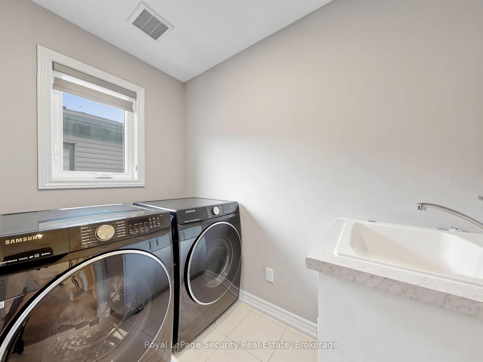 Photo 31 of 121 Sebastian Street, Blue Mountains — HOMEH