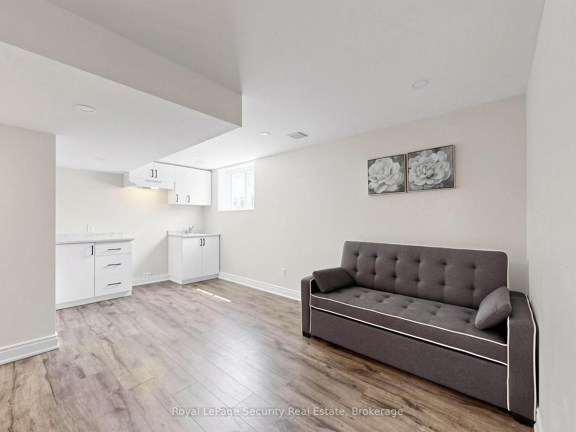 Photo 32 of 121 Sebastian Street, Blue Mountains — HOMEH