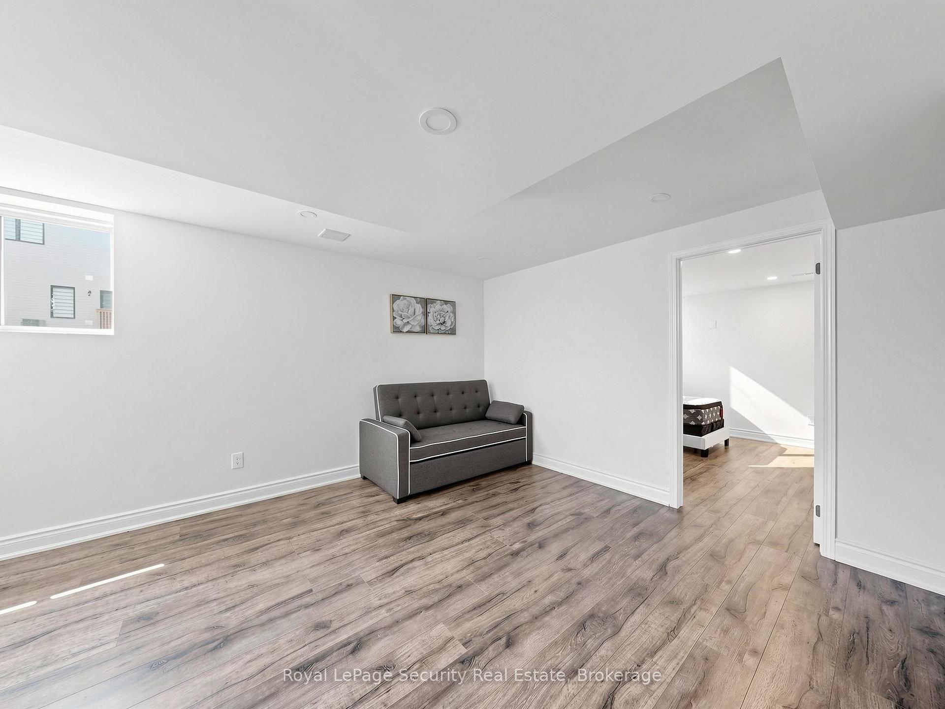 Photo 33 of 121 Sebastian Street, Blue Mountains — HOMEH
