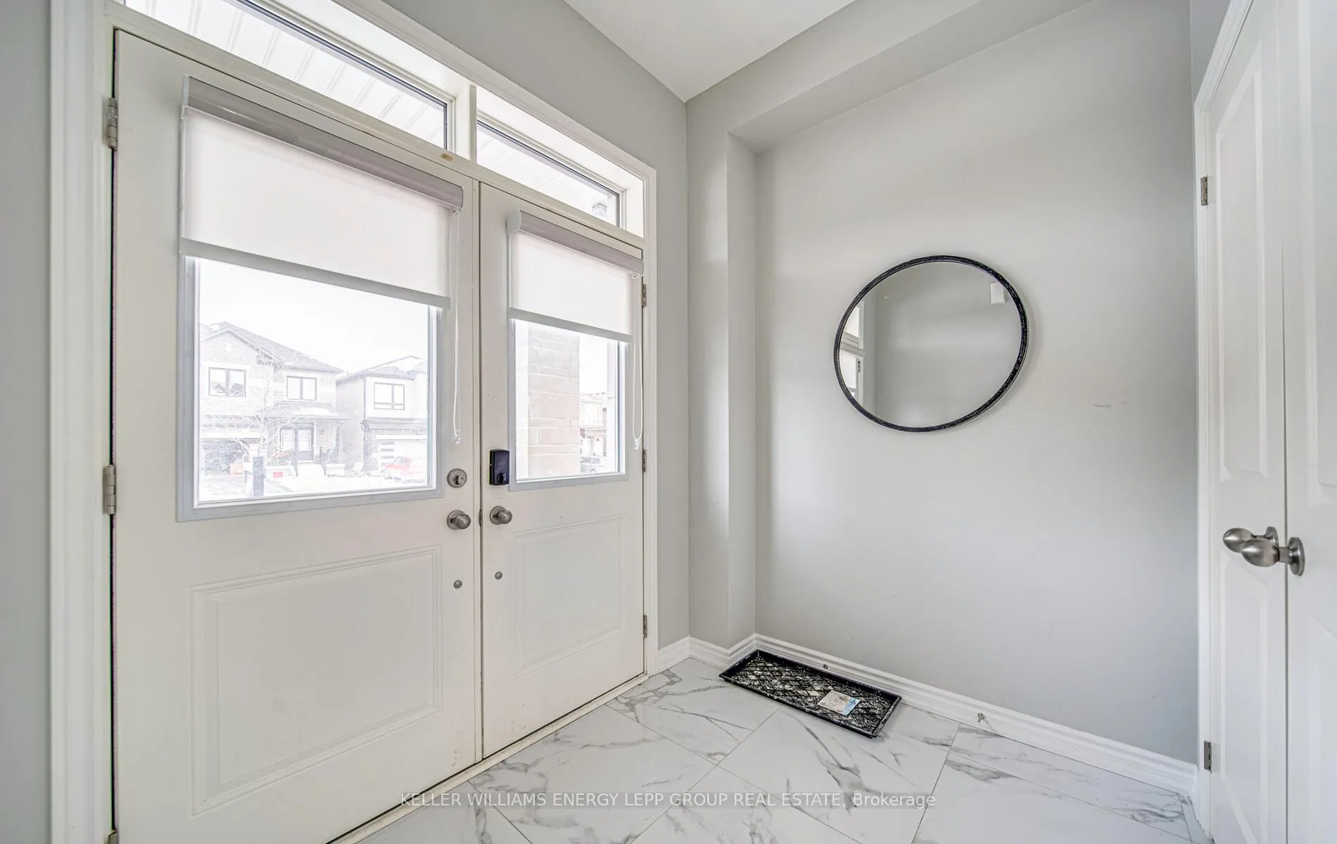 Photo 5 of 2112 Coppermine Street, Oshawa, Kedron — HOMEH