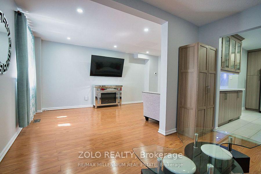 Photo 4 of Unit 19, 2900 Battleford Road, Mississauga, Meadowvale — HOMEH
