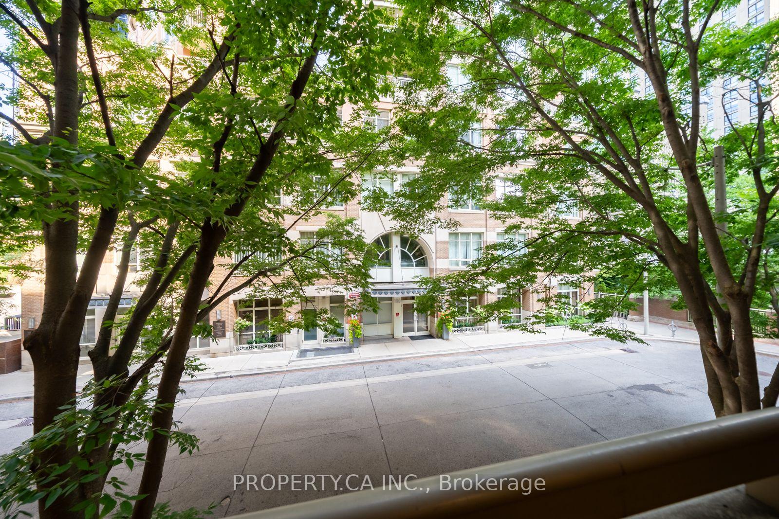 Photo 16 of 99 Hayden Street N, Toronto, Church-Yonge Corridor — HOMEH