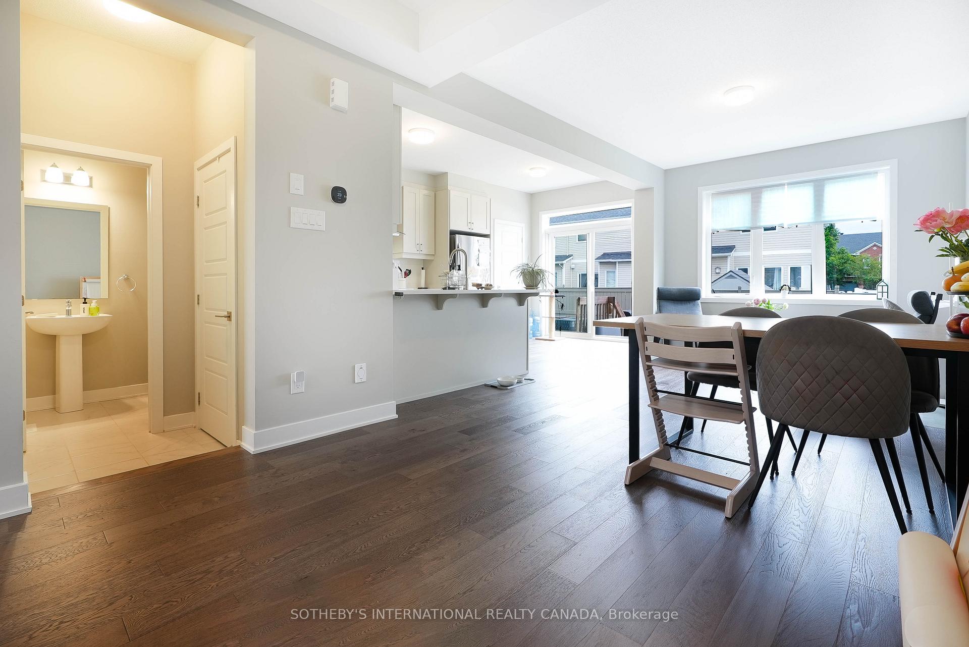 Photo 8 of 2182 Winsome Terrace, Ottawa, Fallingbrook/Gardenway South — HOMEH