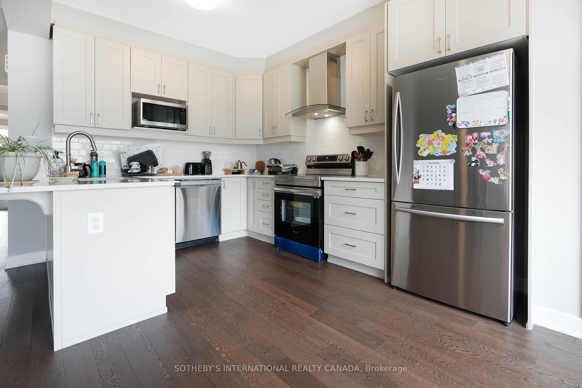 Photo 9 of 2182 Winsome Terrace, Ottawa, Fallingbrook/Gardenway South — HOMEH