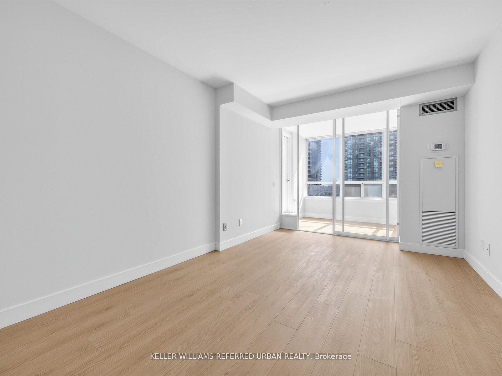 Photo 7 of Unit 501, 7 Bishop Avenue, North York, Newtonbrook East — HOMEH