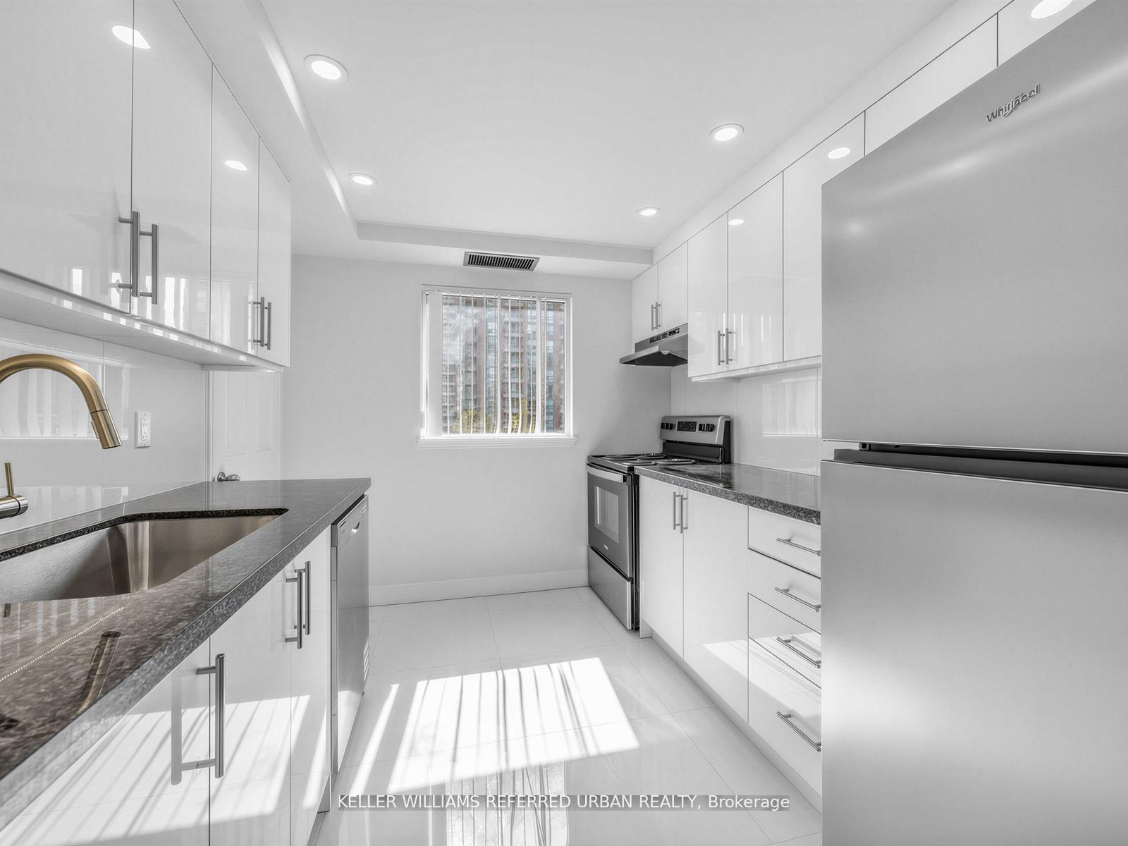 Photo 12 of Unit 501, 7 Bishop Avenue, North York, Newtonbrook East — HOMEH