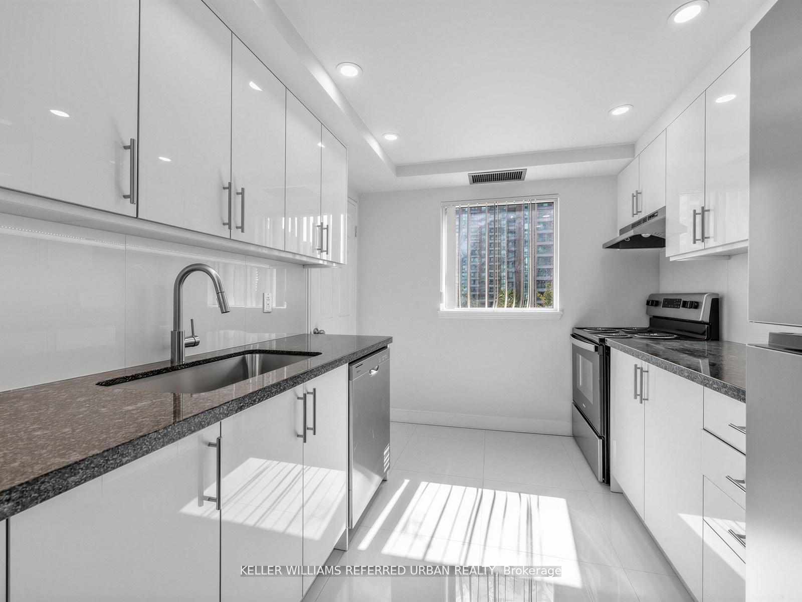 Photo 13 of Unit 501, 7 Bishop Avenue, North York, Newtonbrook East — HOMEH