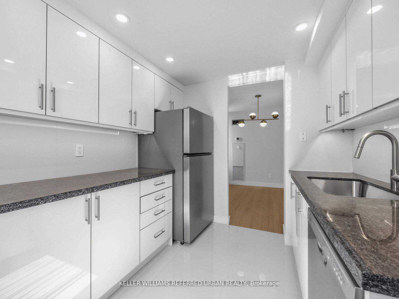 Photo 15 of Unit 501, 7 Bishop Avenue, North York, Newtonbrook East — HOMEH
