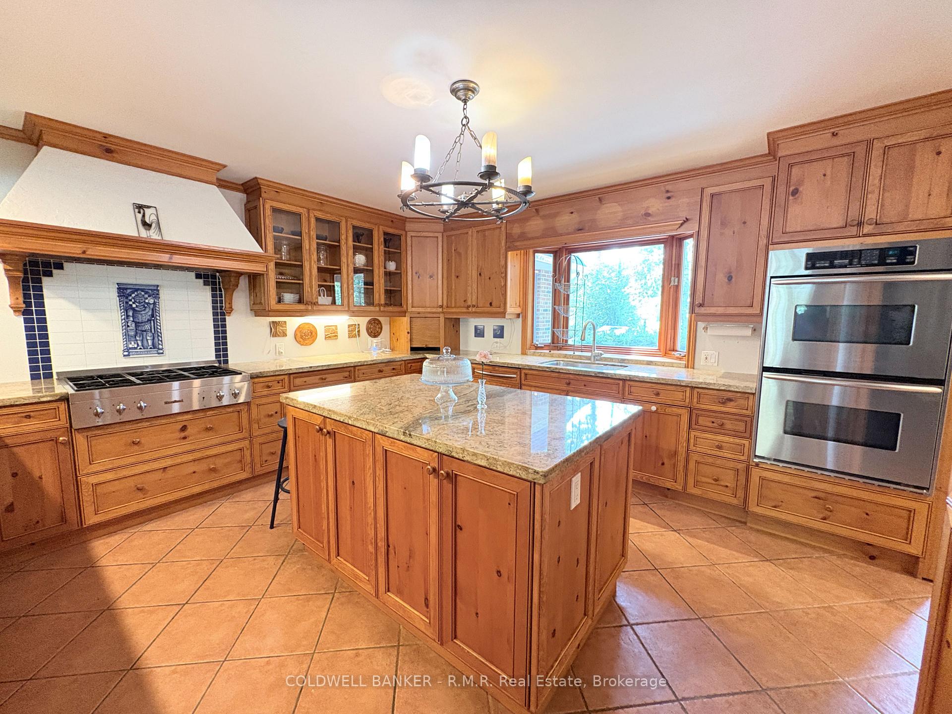 Photo 8 of 60 Pinewood Boulevard, Kawartha Lakes, Eldon — HOMEH