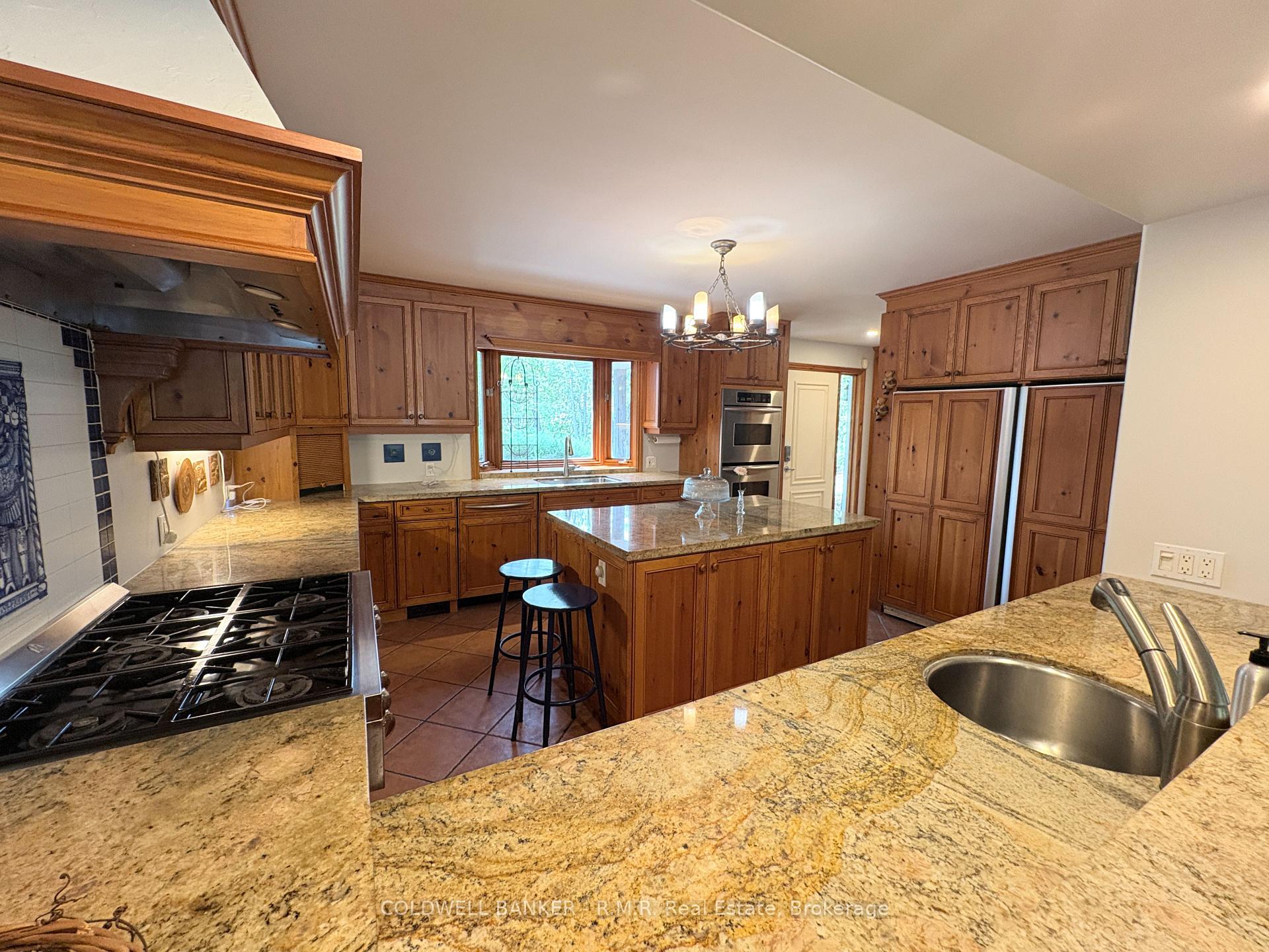 Photo 9 of 60 Pinewood Boulevard, Kawartha Lakes, Eldon — HOMEH