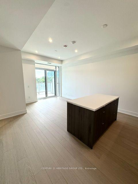 Photo 4 of Unit 302, 397 Royal Orchard Boulevard, Markham, Royal Orchard — HOMEH