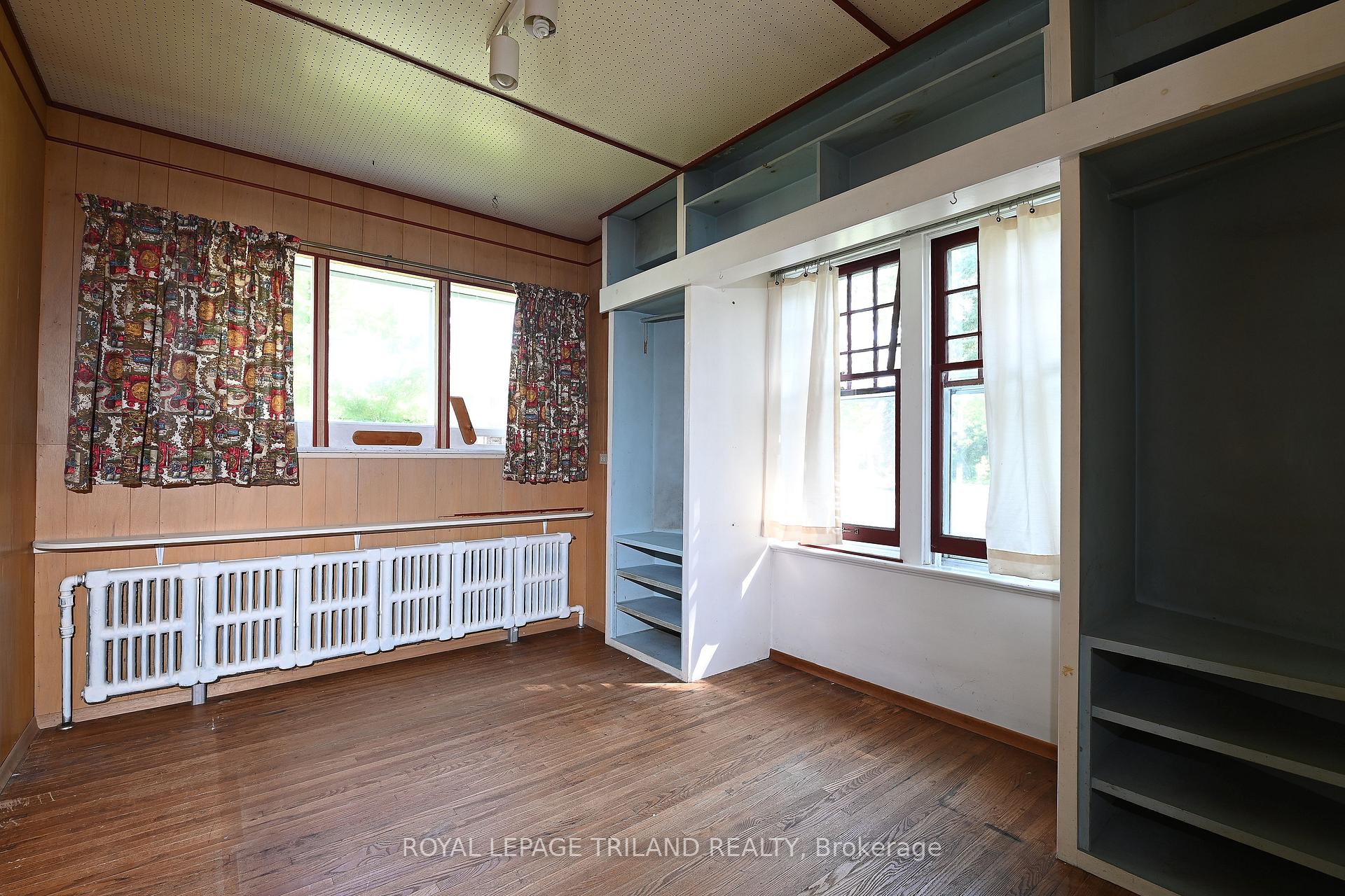 Photo 12 of 382 Wortley Road, London, South G — HOMEH