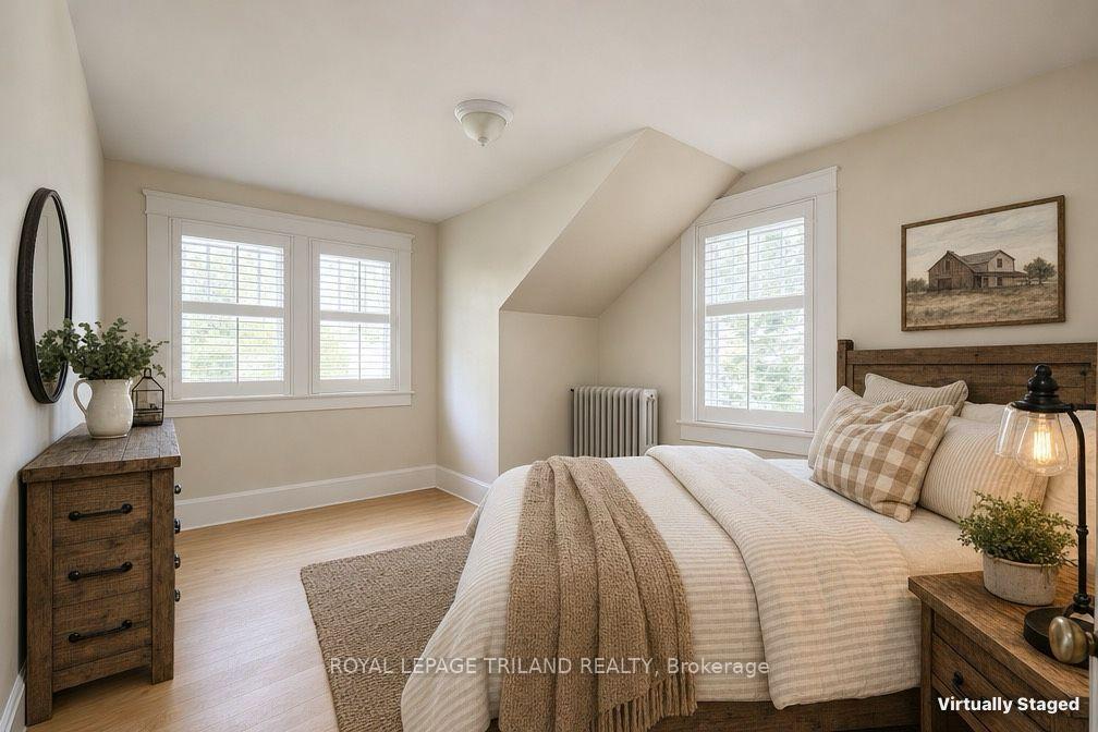 Photo 17 of 382 Wortley Road, London, South G — HOMEH