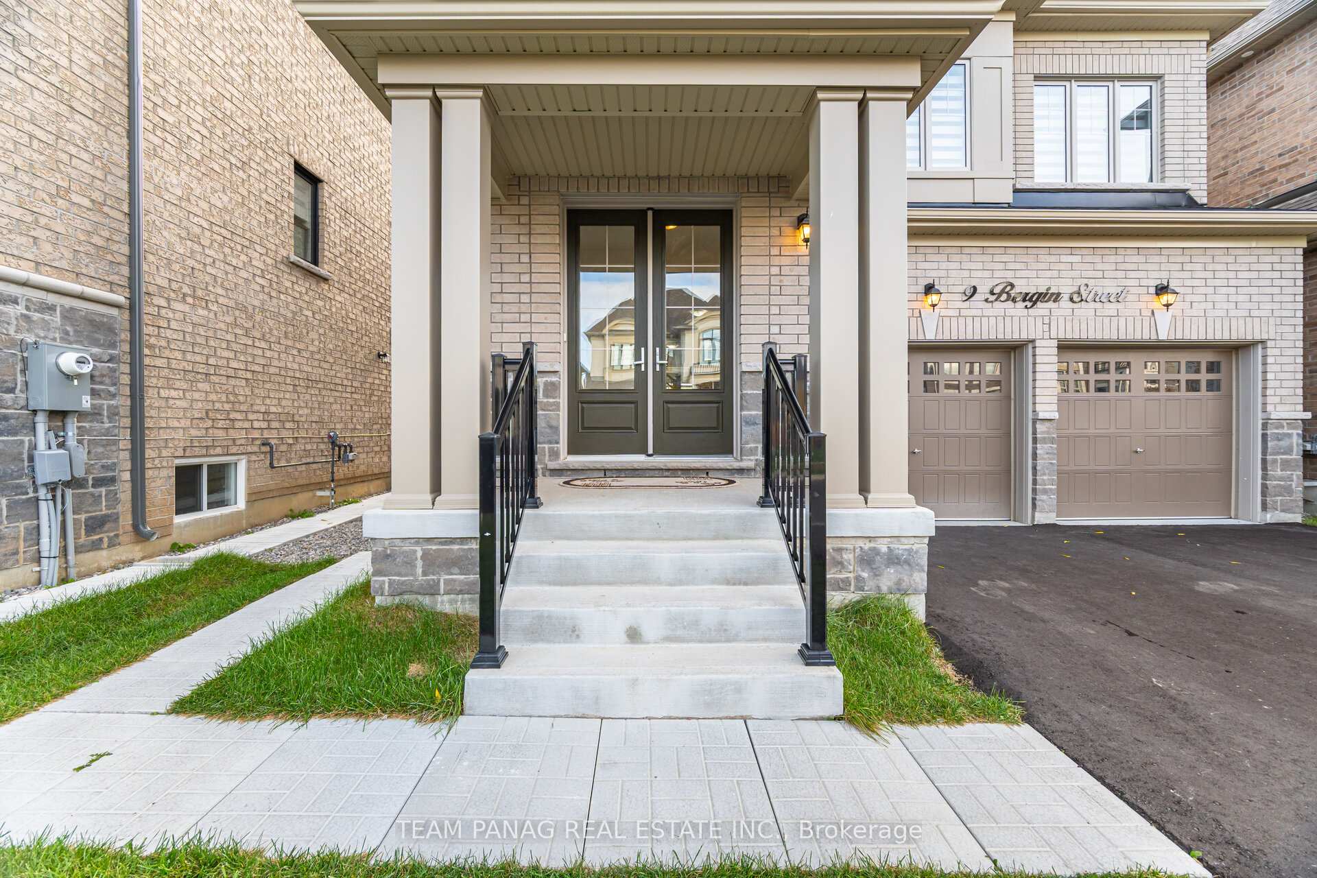 Photo 7 of 9 Bergin Street, Brampton, Credit Valley — HOMEH