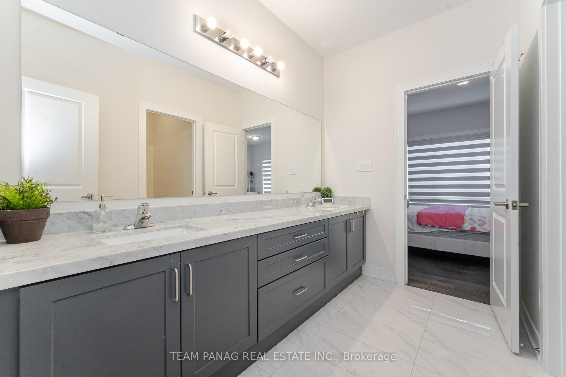 Photo 37 of 9 Bergin Street, Brampton, Credit Valley — HOMEH