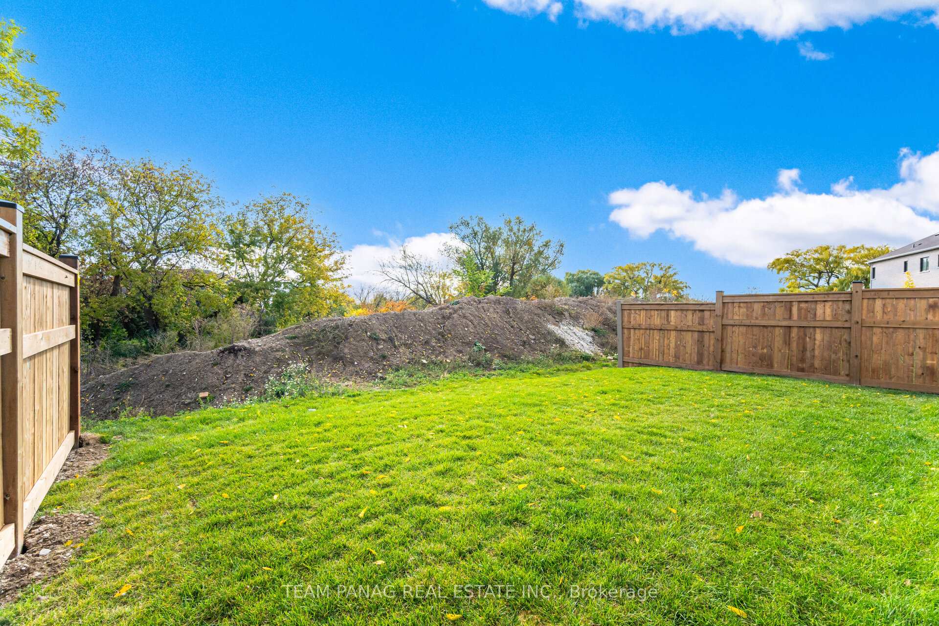 Photo 53 of 9 Bergin Street, Brampton, Credit Valley — HOMEH