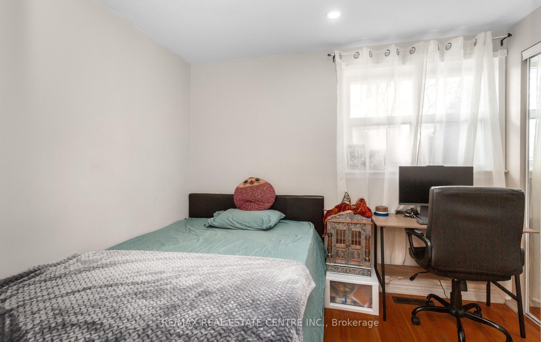 Photo 15 of 1 Tindale Road, Brampton, Madoc — HOMEH