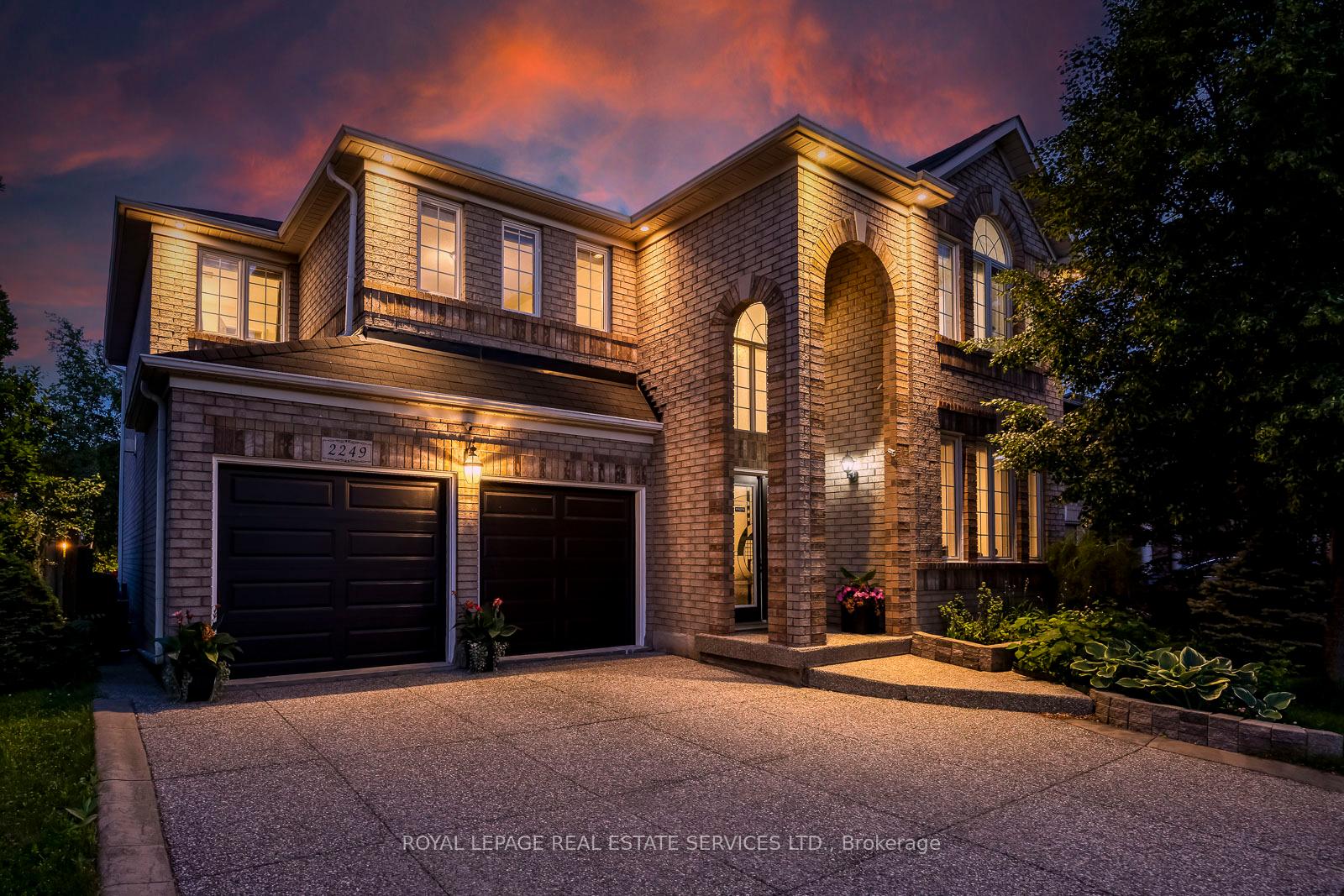Photo 5 of 2249 Glazebrook Circle, Oakville, Westmount — HOMEH