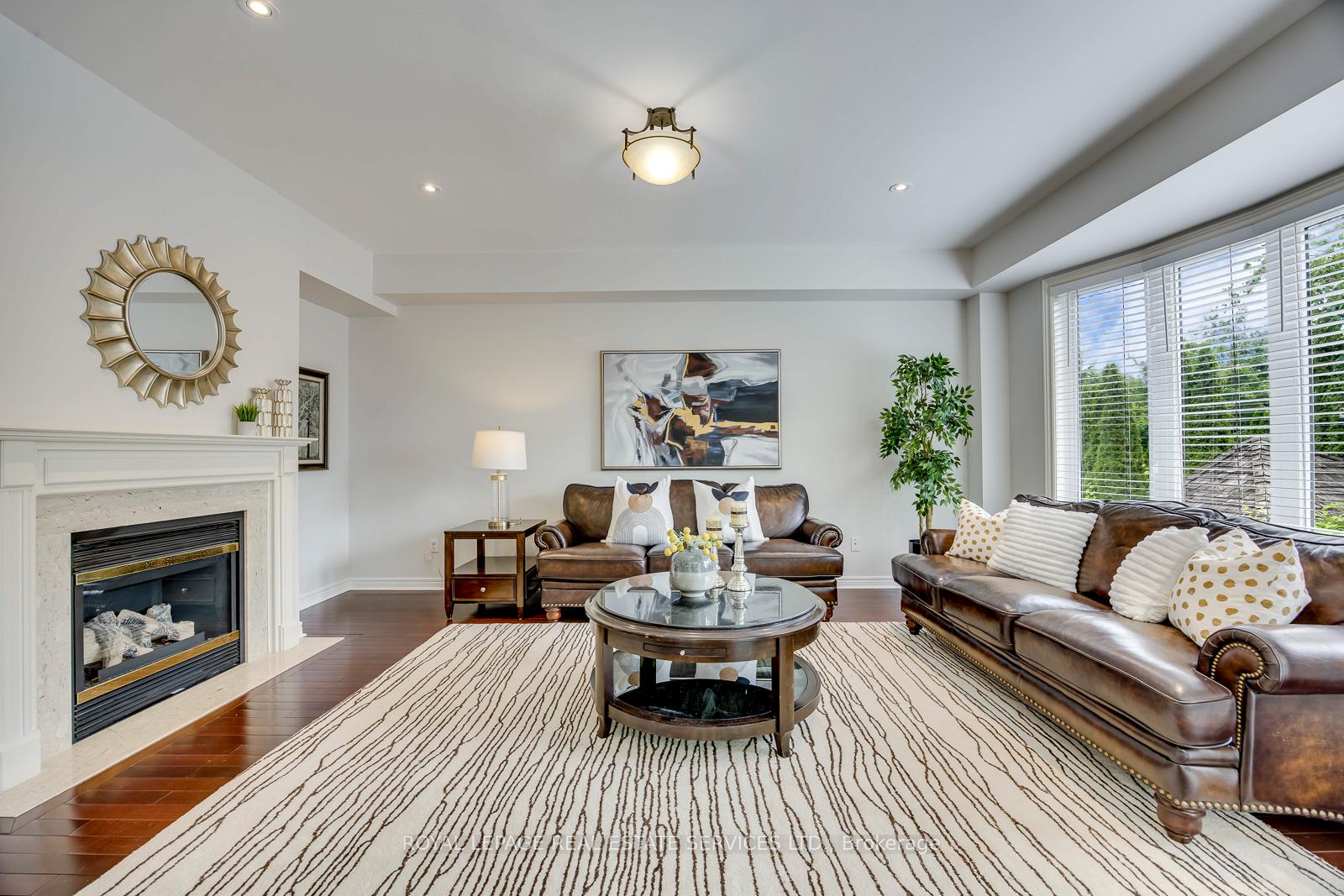 Photo 16 of 2249 Glazebrook Circle, Oakville, Westmount — HOMEH