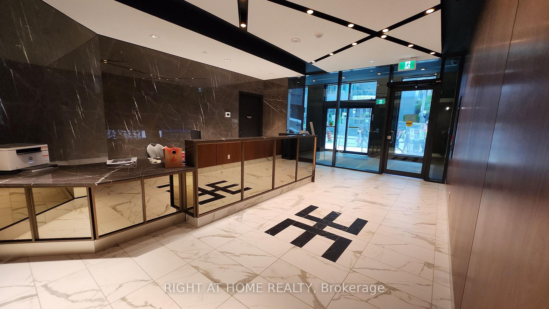 Photo 1 of Unit 2805, 327 King Street W, Toronto, Waterfront Communities — HOMEH