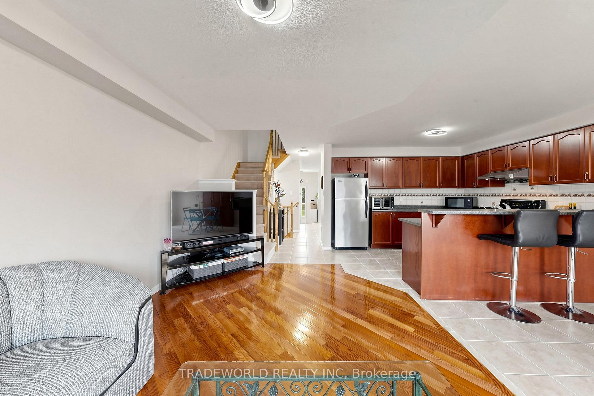 Photo 11 of 15 Kingsley Road, Markham, Village Green-South Unionville — HOMEH