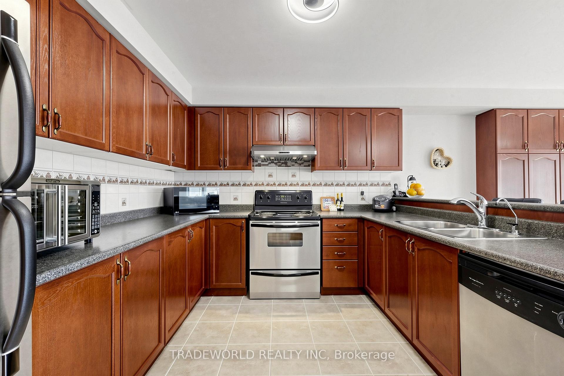 Photo 14 of 15 Kingsley Road, Markham, Village Green-South Unionville — HOMEH