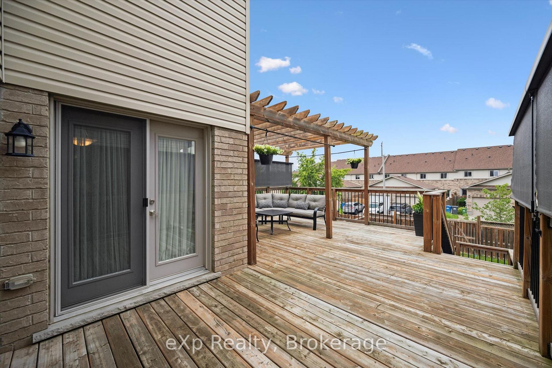 Photo 28 of 43 Goldenview Drive, Guelph, Victoria North — HOMEH