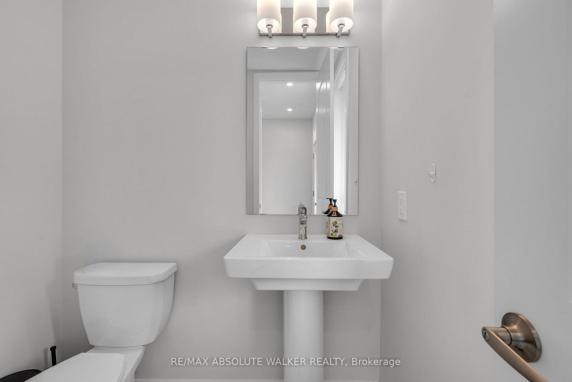Photo 12 of 4114 Obsidian Street, Ottawa, Barrhaven - Half Moon Bay — HOMEH