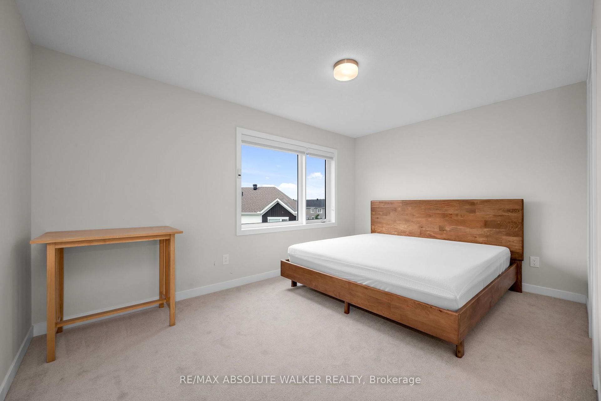 Photo 13 of 4114 Obsidian Street, Ottawa, Barrhaven - Half Moon Bay — HOMEH