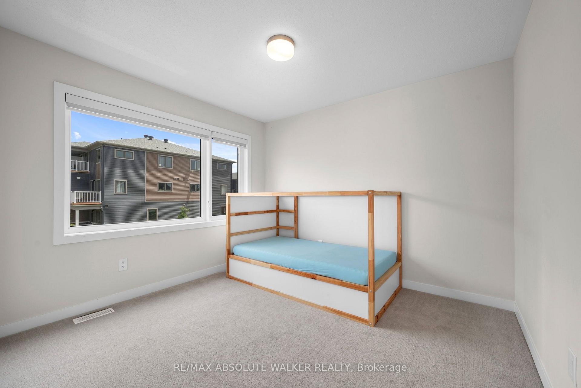 Photo 18 of 4114 Obsidian Street, Ottawa, Barrhaven - Half Moon Bay — HOMEH