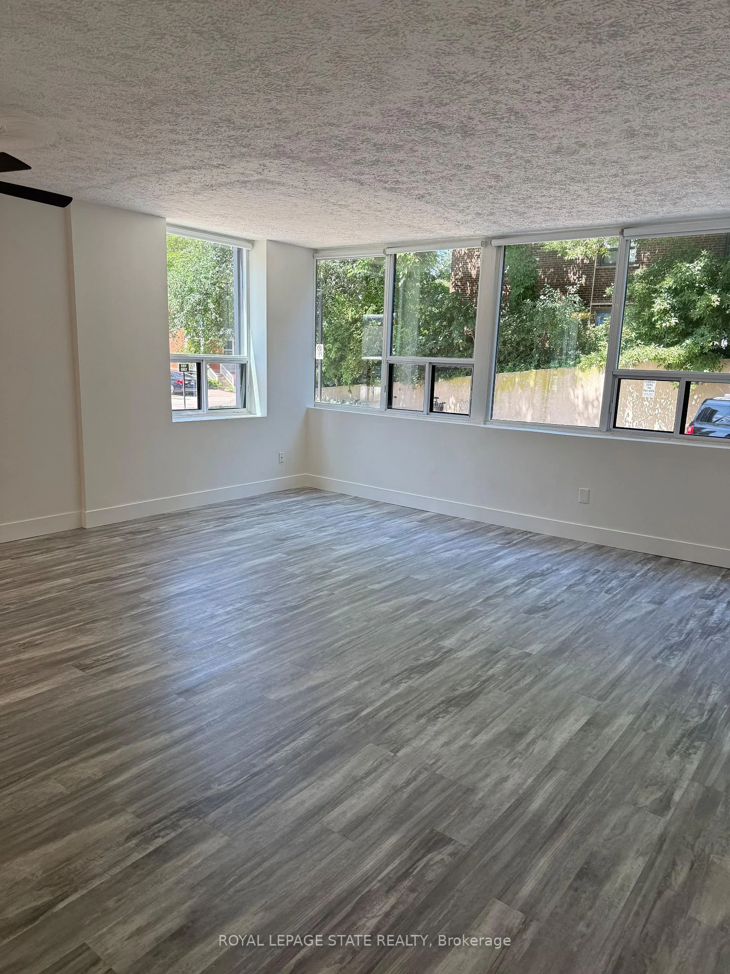 Photo 14 of Unit 102, 120 Duke Street, Hamilton, Durand — HOMEH