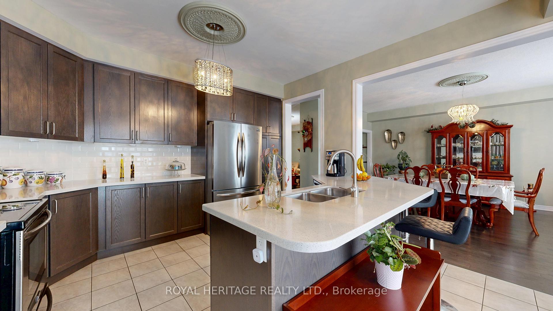 Photo 17 of 976 Avery Avenue, Peterborough, Monaghan Ward 2 — HOMEH