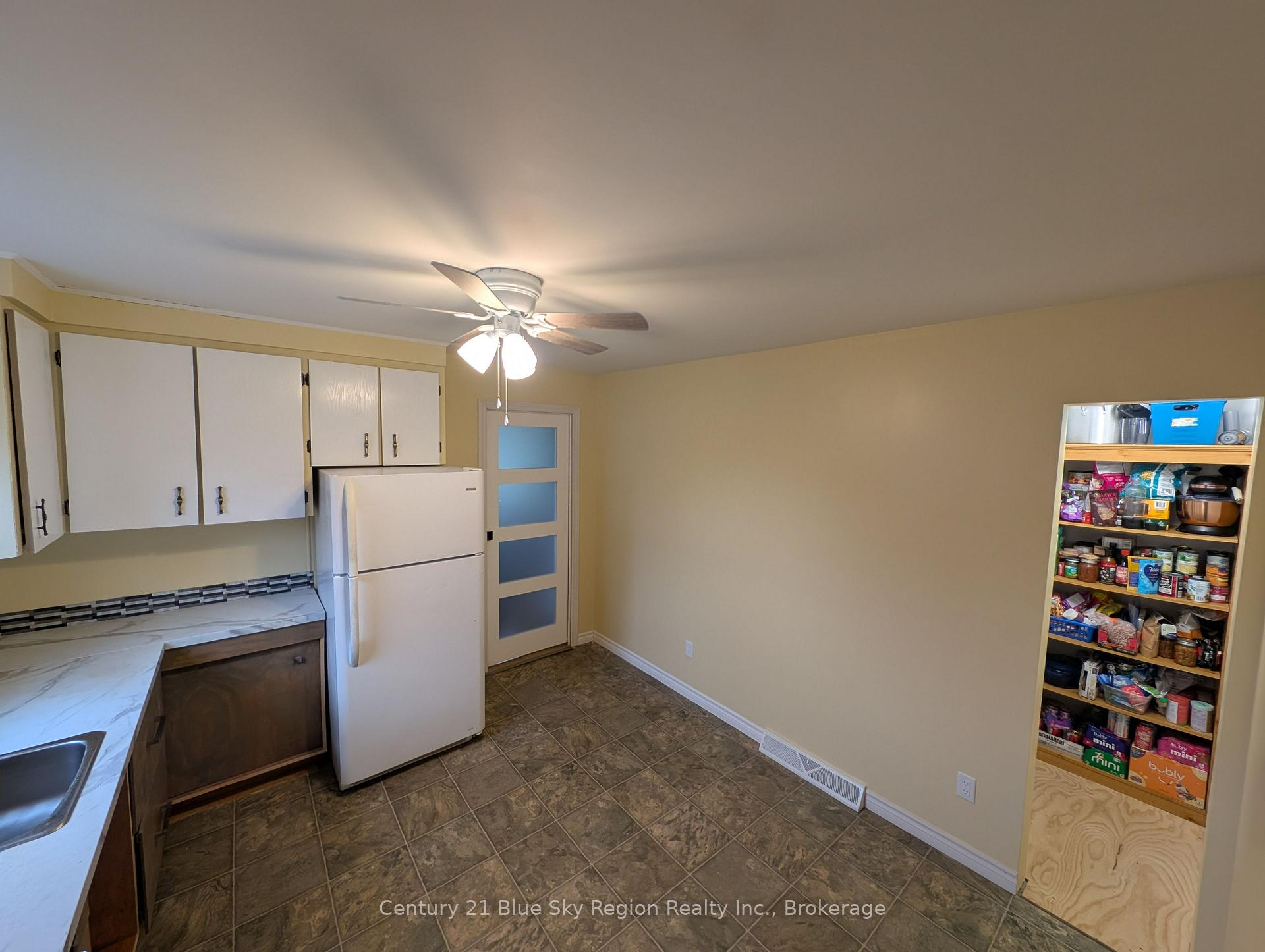 Photo 3 of 270 Belanger Street, West Nipissing, Sturgeon Falls — HOMEH