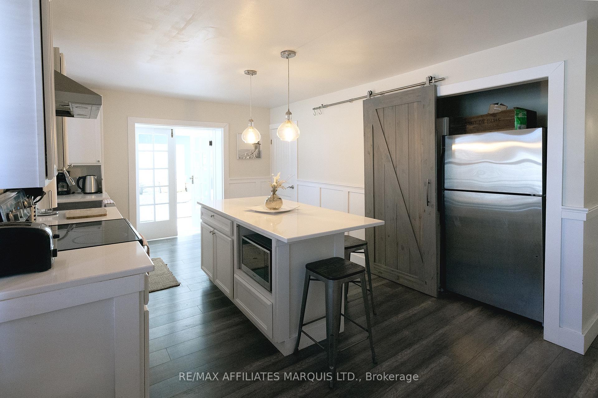Photo 9 of 16 Lakeshore Drive, South Dundas, Morrisburg — HOMEH