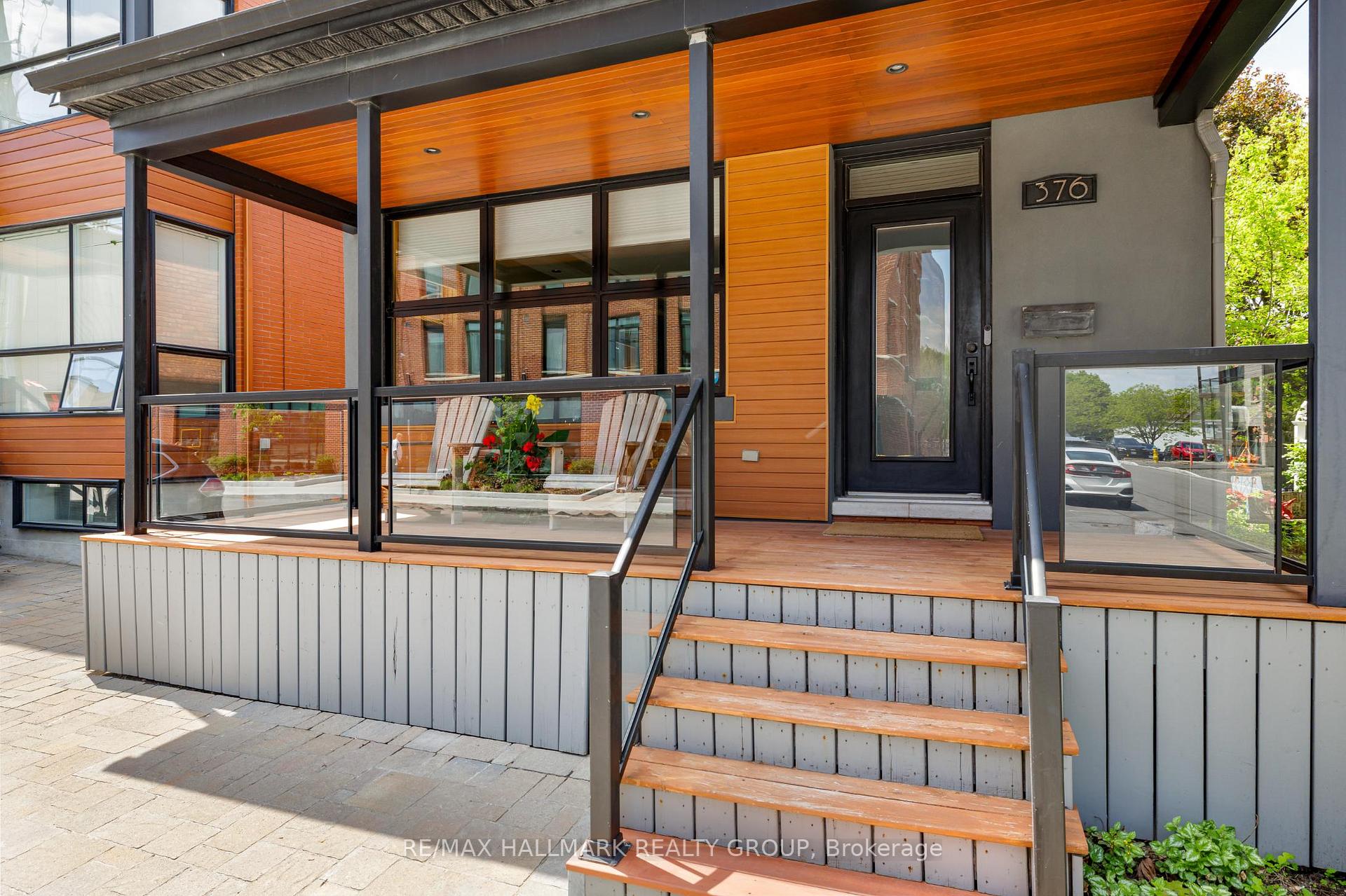 Photo 3 of 376 Winona Avenue, Ottawa, Westboro South — HOMEH