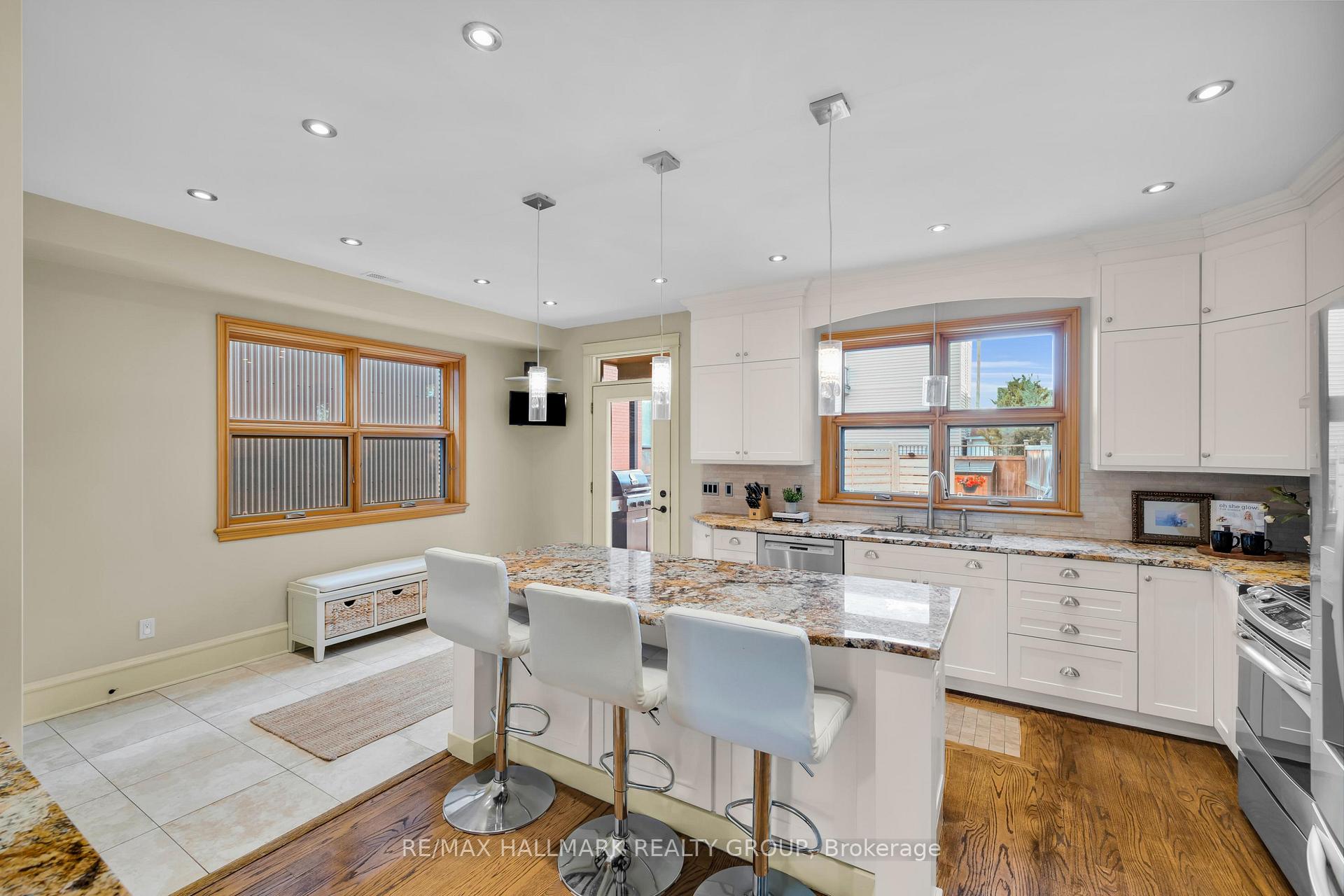 Photo 10 of 376 Winona Avenue, Ottawa, Westboro South — HOMEH