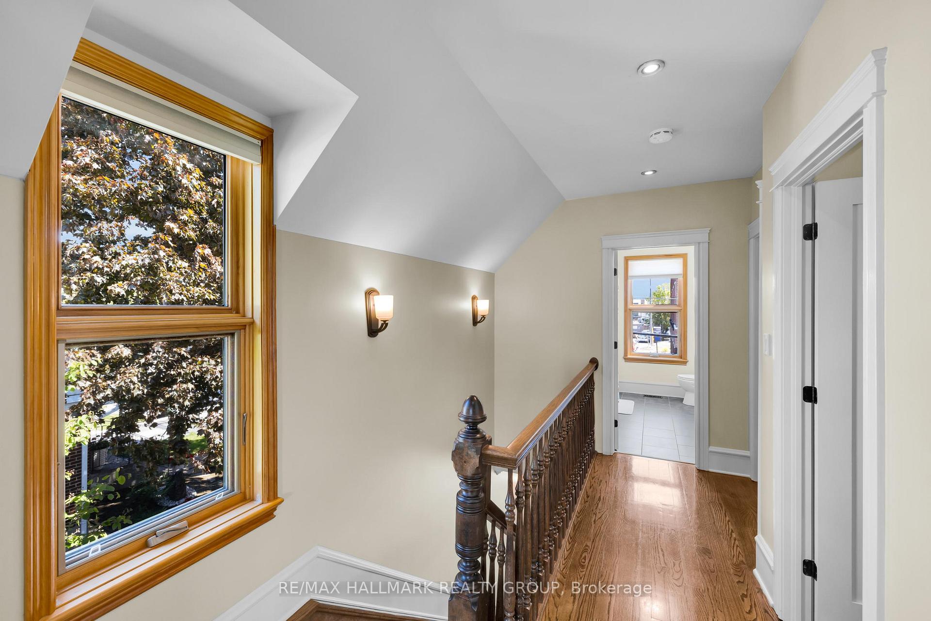 Photo 15 of 376 Winona Avenue, Ottawa, Westboro South — HOMEH