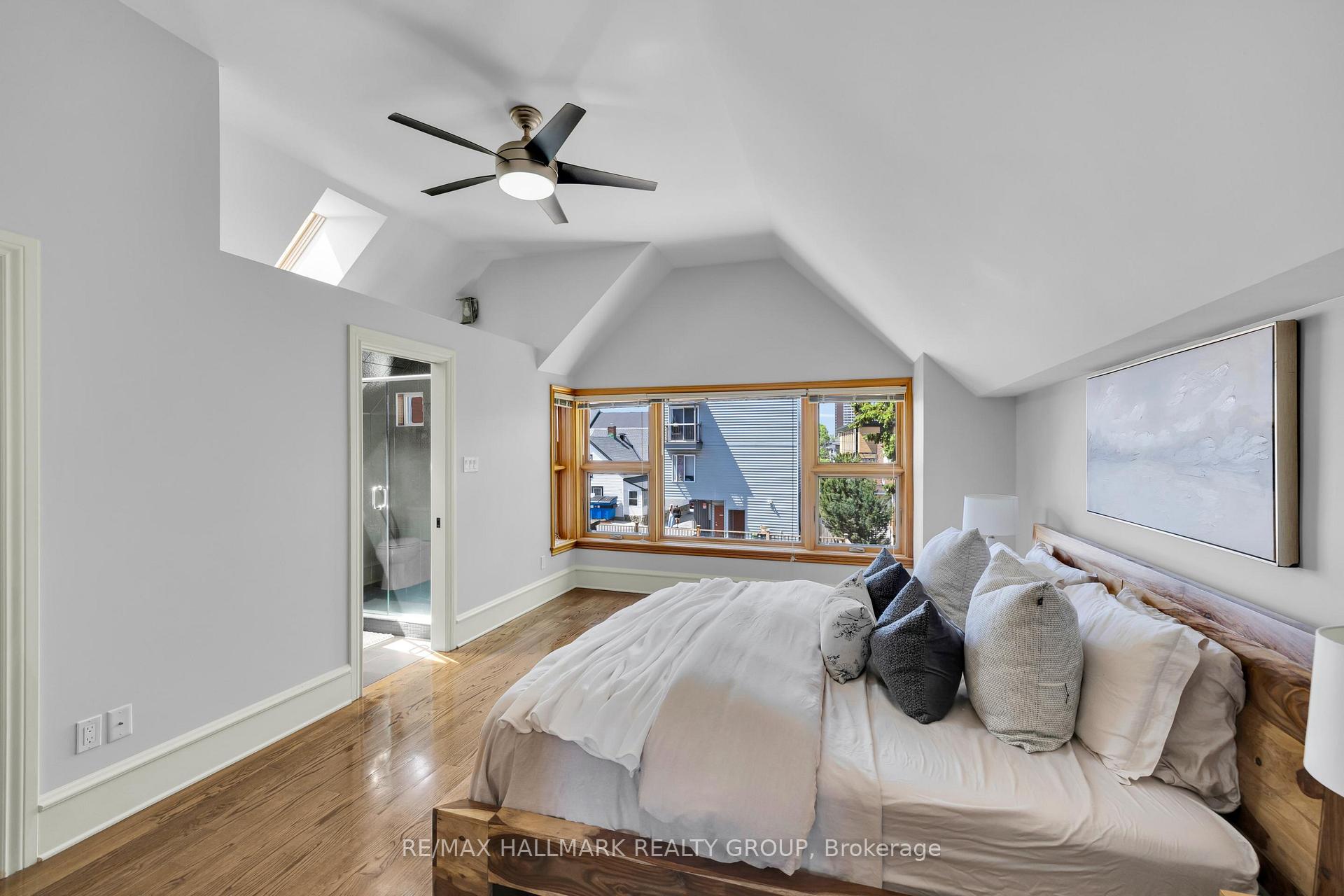 Photo 16 of 376 Winona Avenue, Ottawa, Westboro South — HOMEH