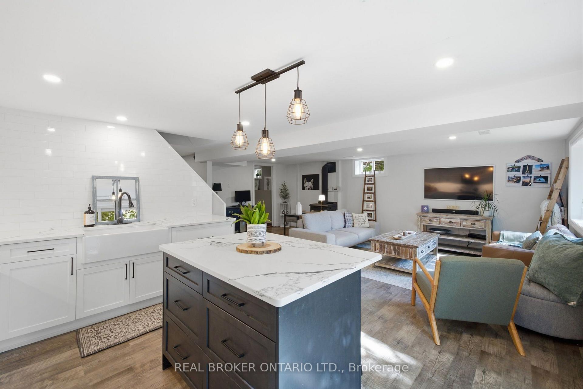Photo 10 of Unit LOWER, 40 Bascom Street, Uxbridge — HOMEH