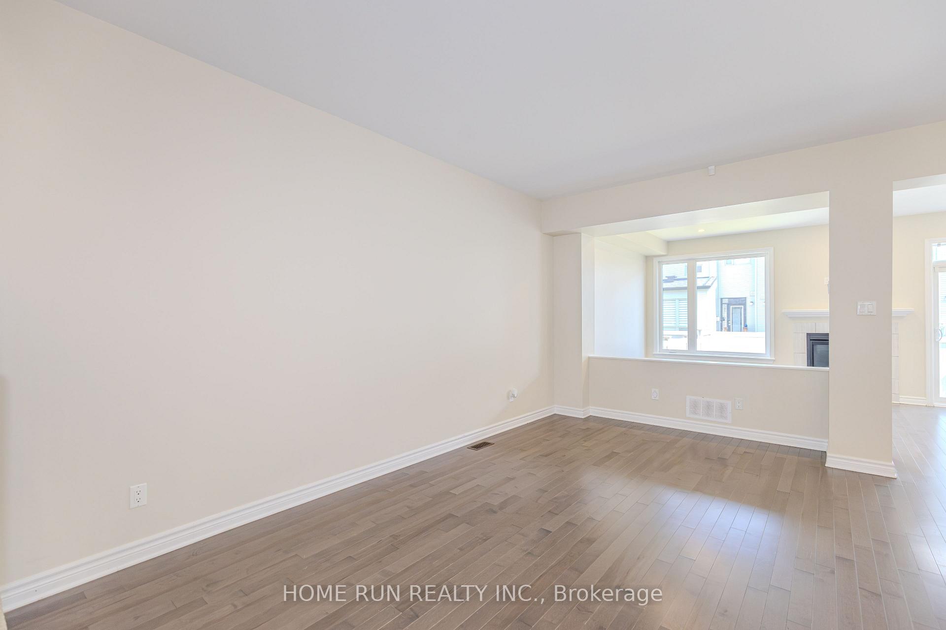 Photo 18 of 785 Cairn Crescent, Ottawa, Mer Bleue/Bradley Estates/Anderson Park — HOMEH