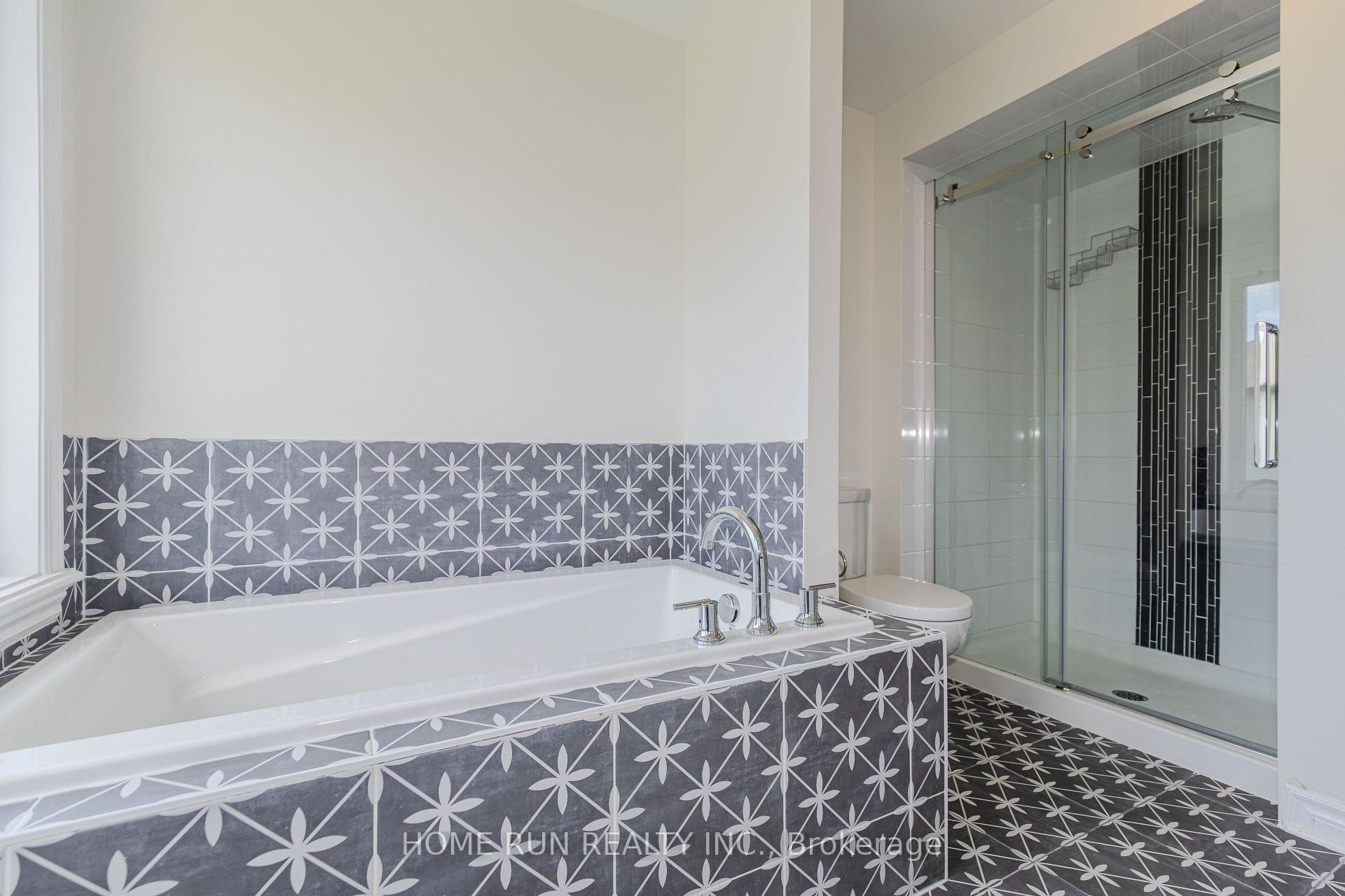 Photo 38 of 785 Cairn Crescent, Ottawa, Mer Bleue/Bradley Estates/Anderson Park — HOMEH