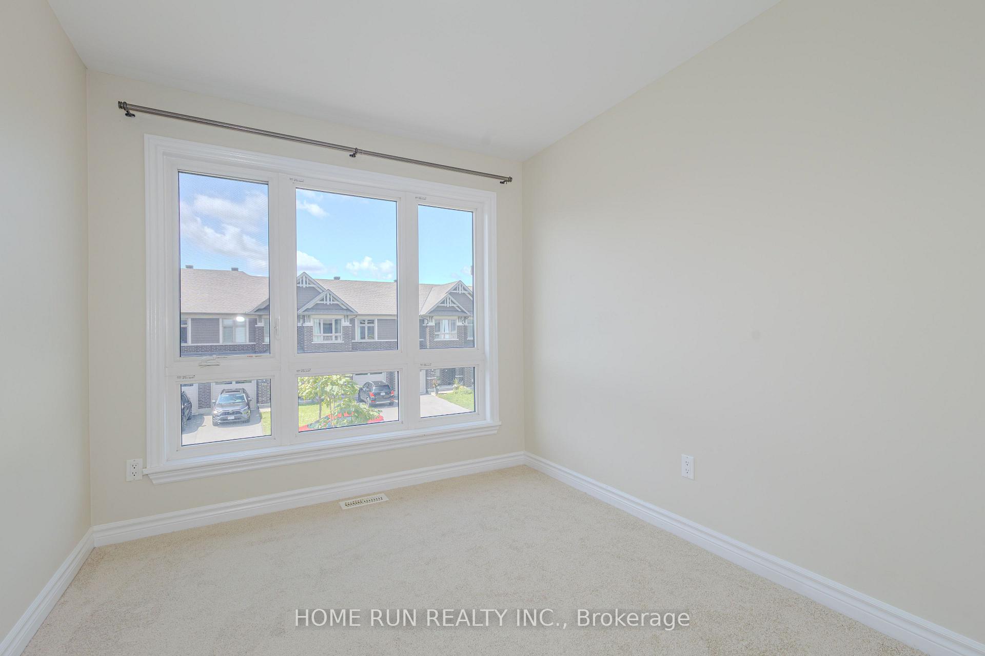 Photo 39 of 785 Cairn Crescent, Ottawa, Mer Bleue/Bradley Estates/Anderson Park — HOMEH