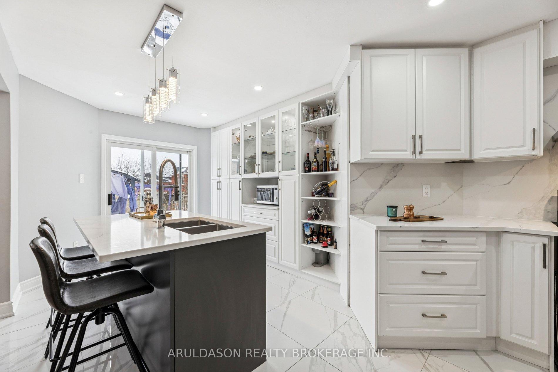 Photo 14 of 3 Booth Crescent, Ajax, Central — HOMEH