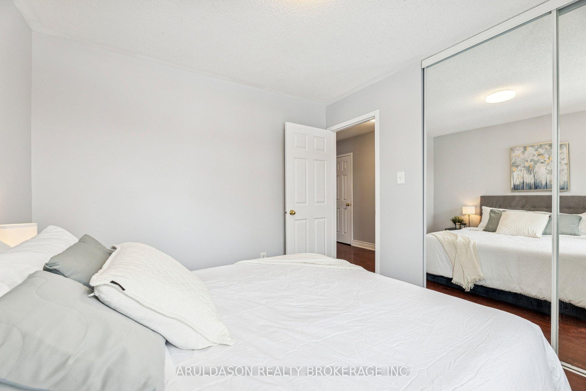 Photo 23 of 3 Booth Crescent, Ajax, Central — HOMEH