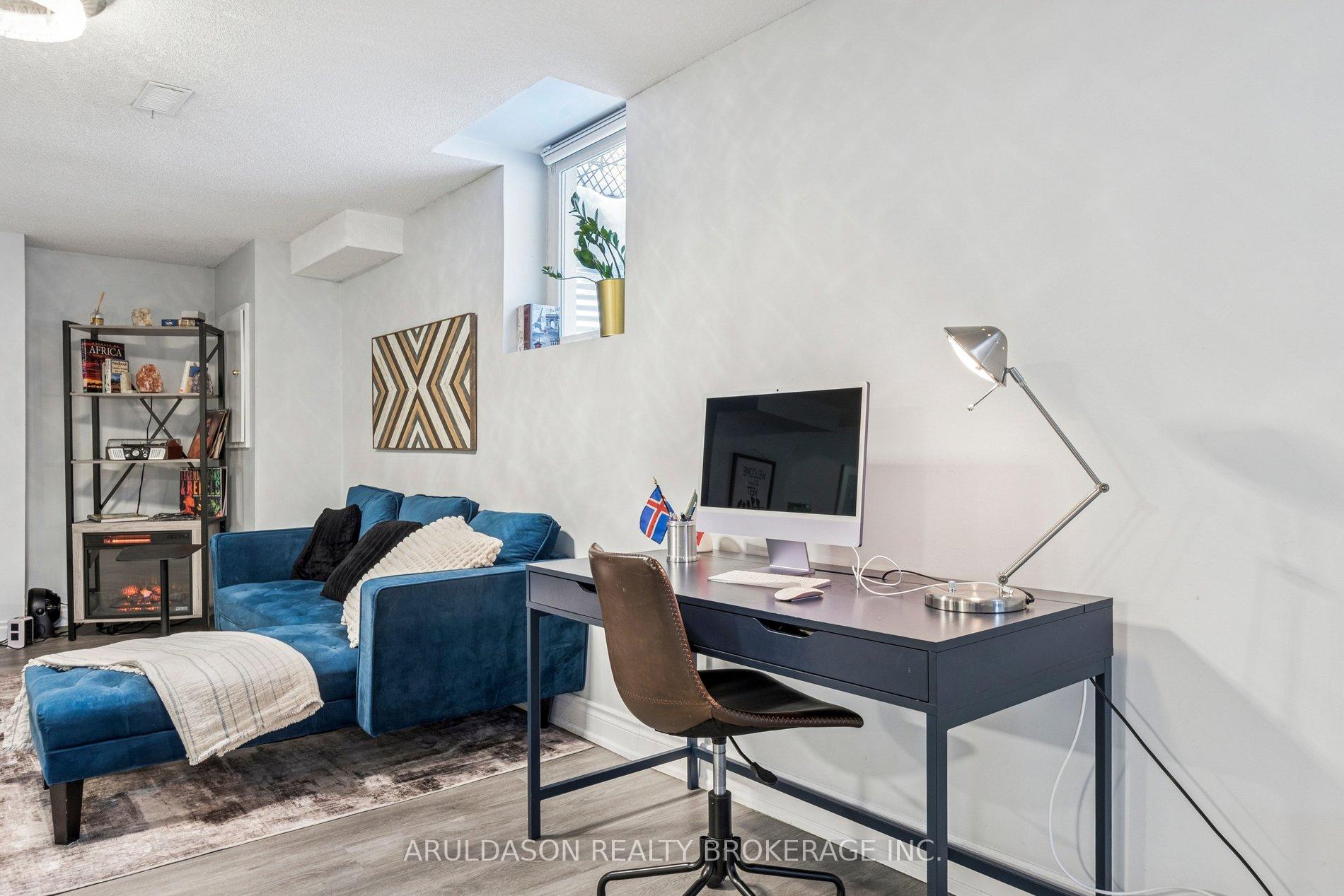 Photo 36 of 3 Booth Crescent, Ajax, Central — HOMEH